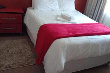 Bed and Breakfast Thokoza Anglican Conference Centre