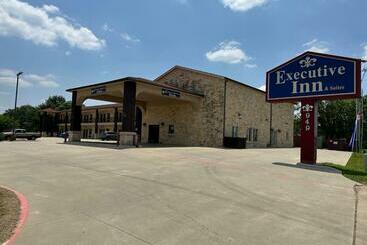 ホテル Executive Inn And Suites