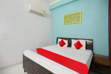 فندق Oyo Flagship 81365 Friends Homestay
