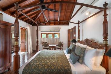 호텔 Taru Villas Kandy