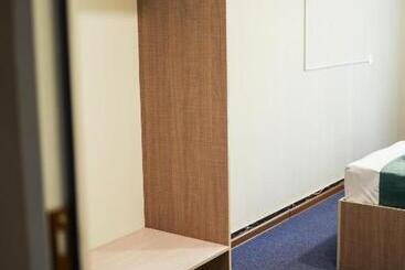 تختخواب و صبحانه Blue Sky