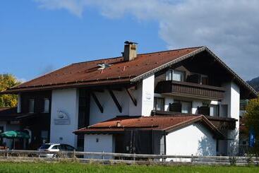 فندق Alpchalet Schwanstein