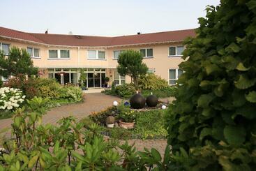 בית מלון כפרי Circle Inn