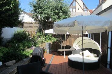 בית מלון כפרי Gastehaus Engelgasse Herzogenaurach