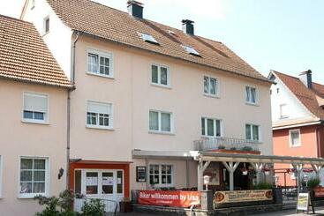 Отель Gasthaus & Pension Lisas Welt Wasserkuppe