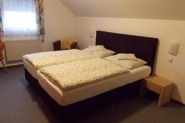 호텔 Gasthaus Pension Rezatgrund