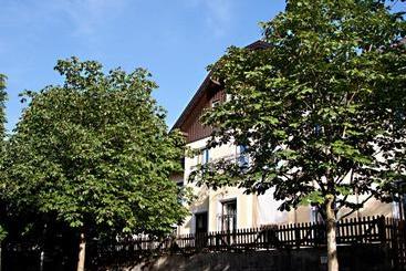 בית מלון כפרי Gasthaus Poelt