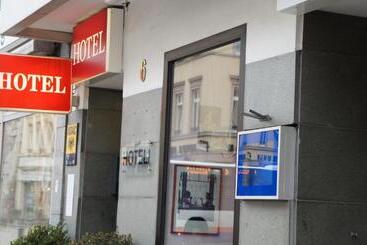 Отель Jägerhof