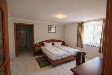 酒店 Schloss Zehdenick