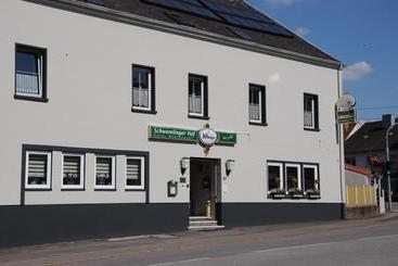 ホテル Restaurant Schwemlinger Hof