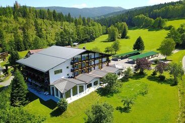 Landhotel Grünwies Bonsai Wellness Garni