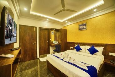 Sm Royal Stay Hotel   Near Bangalore International Airport