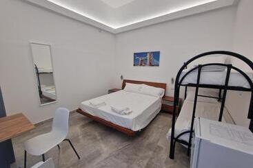 B&b Sirena Camera Moderna