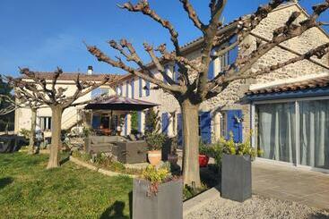 住宿加早餐 Mas De Manon