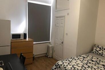 Пансион London X Dm Weekly X Monthly Discounts X W13