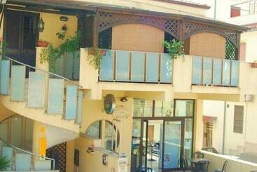 مبيت وإفطار Bb La Fenice Noto