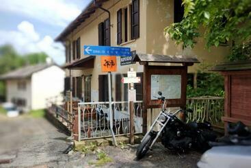 הוסטל Rifugio Ostorero