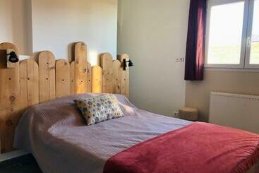 تختخواب و صبحانه Chambres D Hotes Violetta