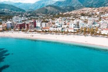 פנסיון Ionian View Guest House