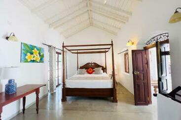 Bed and Breakfast Coco Mantra Ilukwehera Estate