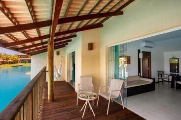 هتل Dom Pedro Laguna Beach Resort & Golf