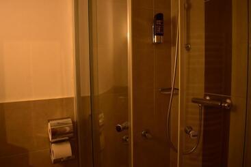 호텔 Beim Krahwirt