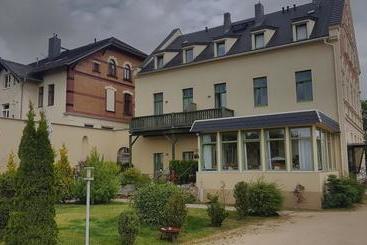 هتل Burghof Görlitz