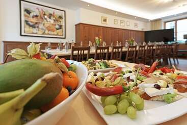 Отель Schattenhofer Braugasthof