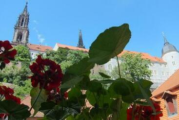 هتل Schlossberg