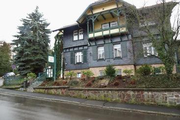 هتل Villa Bomberg
