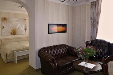 ホテル Villa Luise