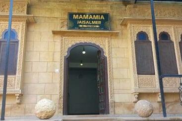 ホテル Mamamia Jaisalmer