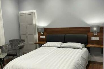 Общежитие Laurieston Inn