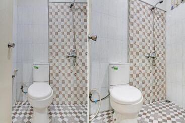 호텔 Oyo 91986 Annajah Homestay Syariah