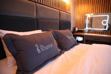 Otel İstasyon