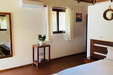 리조트 Mangal Beach Lodge