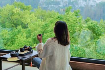 Riverside Wing Hotel Guilin