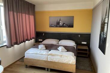 펜션 Tanker Apartments & Bistro čaradice