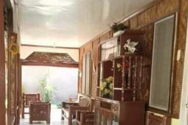 הוסטל Island Rendevoo