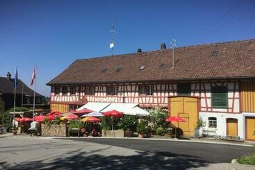 ペンション Gasthaus Freihof