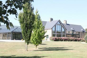 مبيت وإفطار Domaine Du Jardin  Chambres D Hôtes