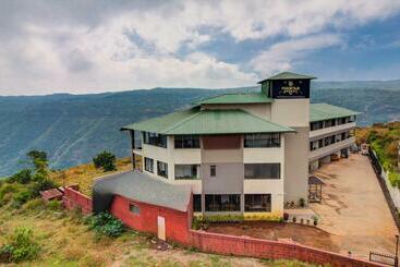 فندق Mountain Breeze Resort, Mahabaleshwar
