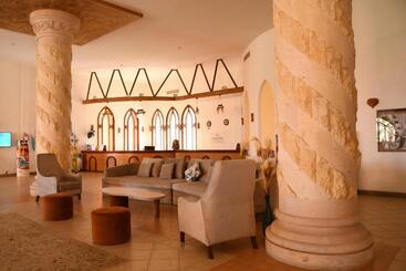 Soulotel Inn Blue Resort & Spa