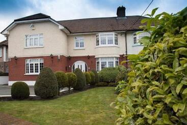 בית מלון כפרי Almanii