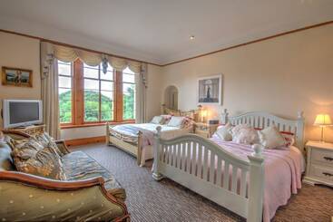 בית מלון כפרי Glasdair