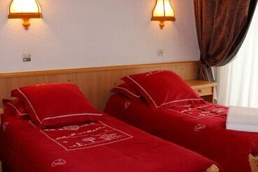 Отель Hôtel Macchi Restaurant & Spa