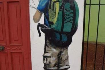 فندق Johny S Backpackers Home