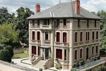 ホテル La Villa De Mazamet