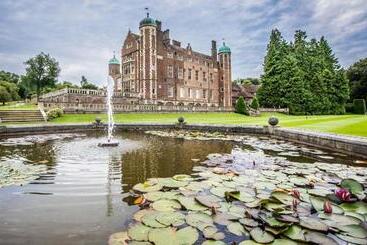 酒店 Madingley Hall