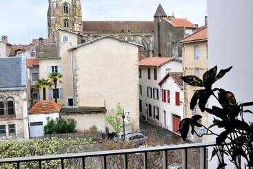 בית מלון כפרי Temporesidence Cathedrale